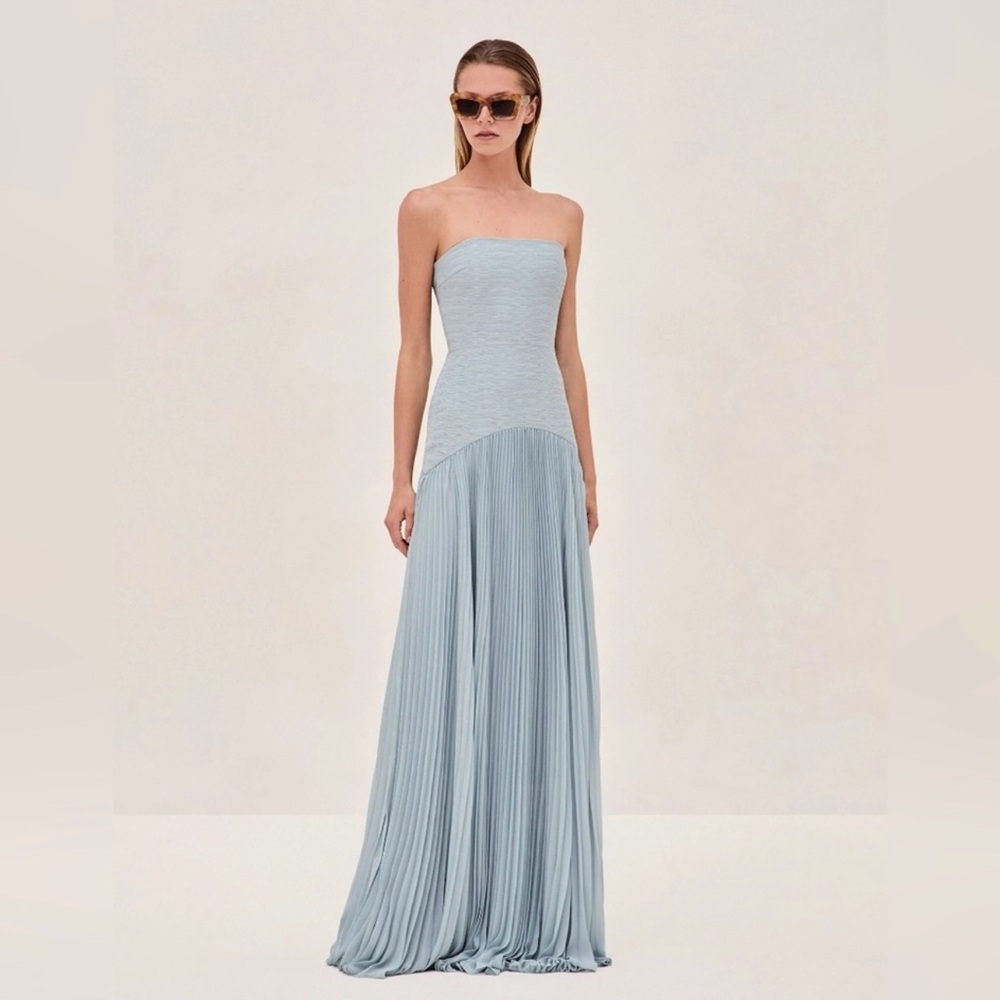 Alexis Sunniva Dress in blue